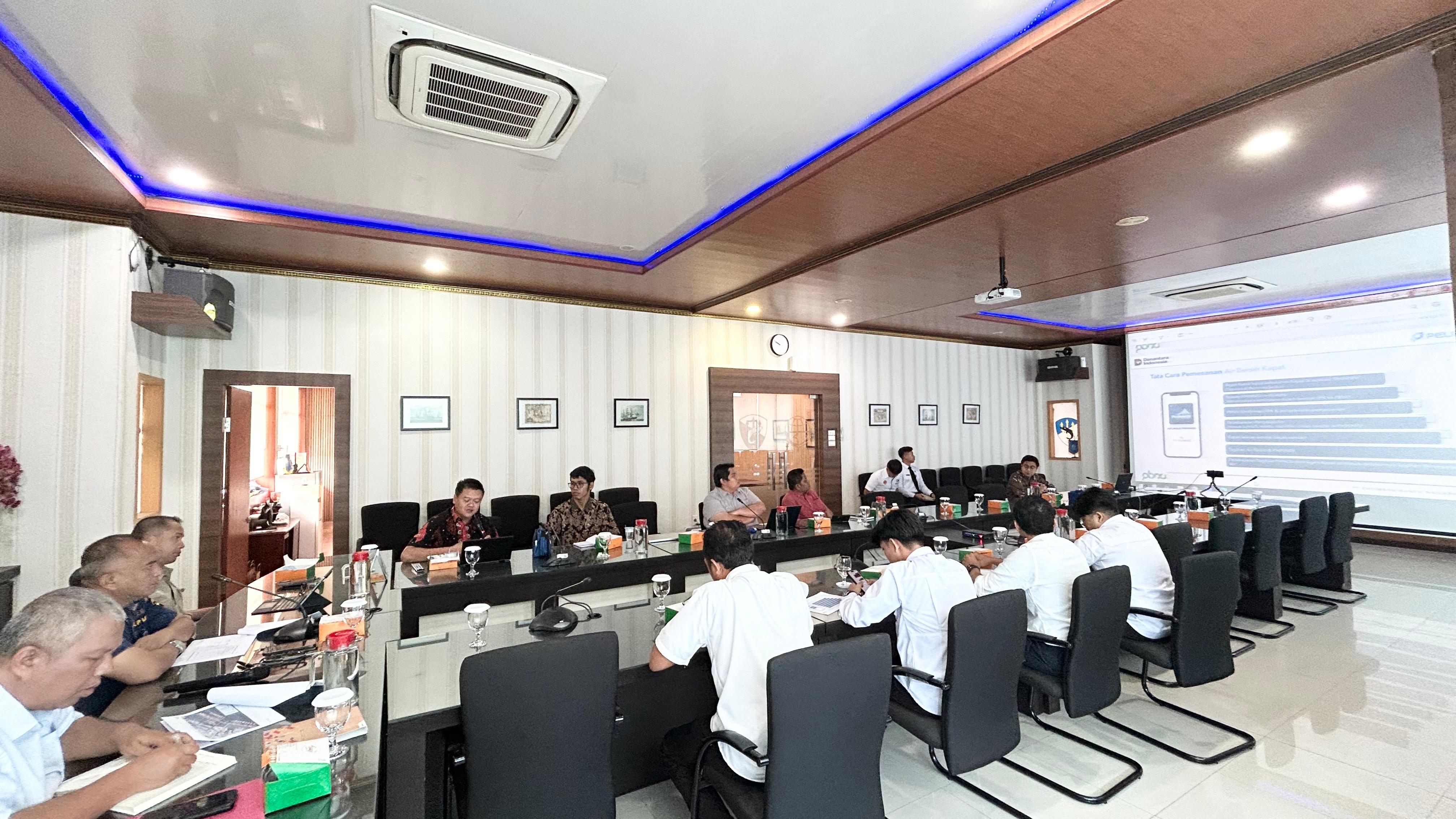 Kantor KSOP Kelas I Dumai menerima kedatangan PT Pelindo (Persero) Regional 1 Cabang Dumai dan PT Patimban Banyu Nagara Utama yang melaporkan penambahan fasilitas Pelabuhan terkait suplai air bersih di dermaga